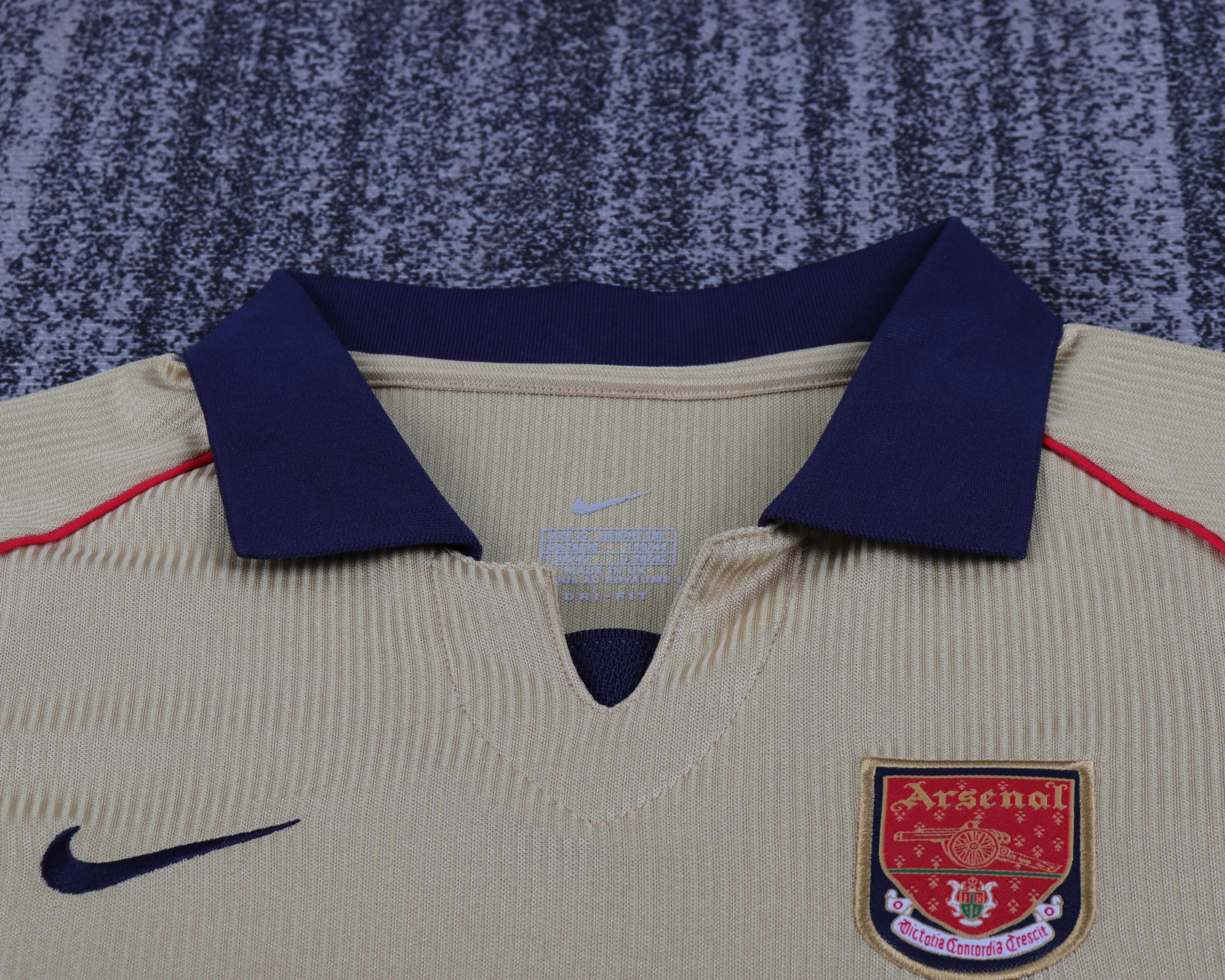 2001-02 Arsenal Away Retro Shirt - Kids Sizes view 12