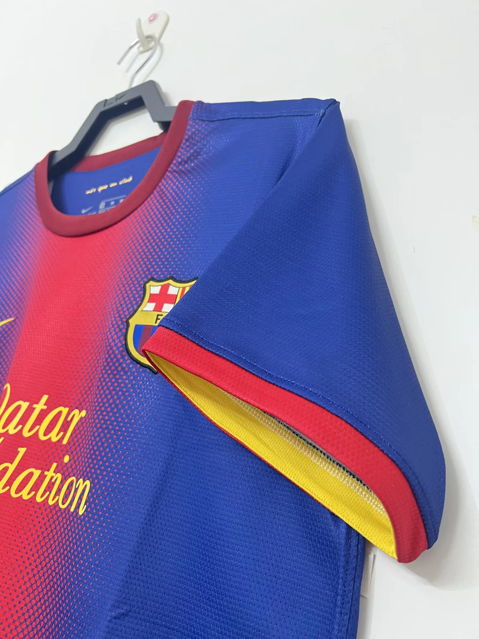 2012-13 Barcelona Home Retro Jersey view 10