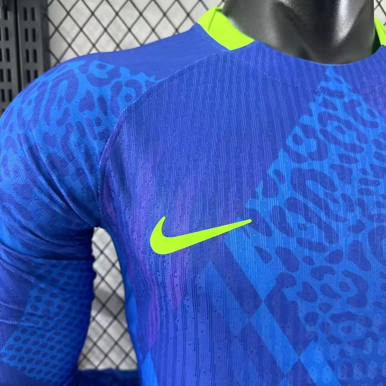 2025-26 Brazil Away Long-Sleeve Jersey – Player Version view 3