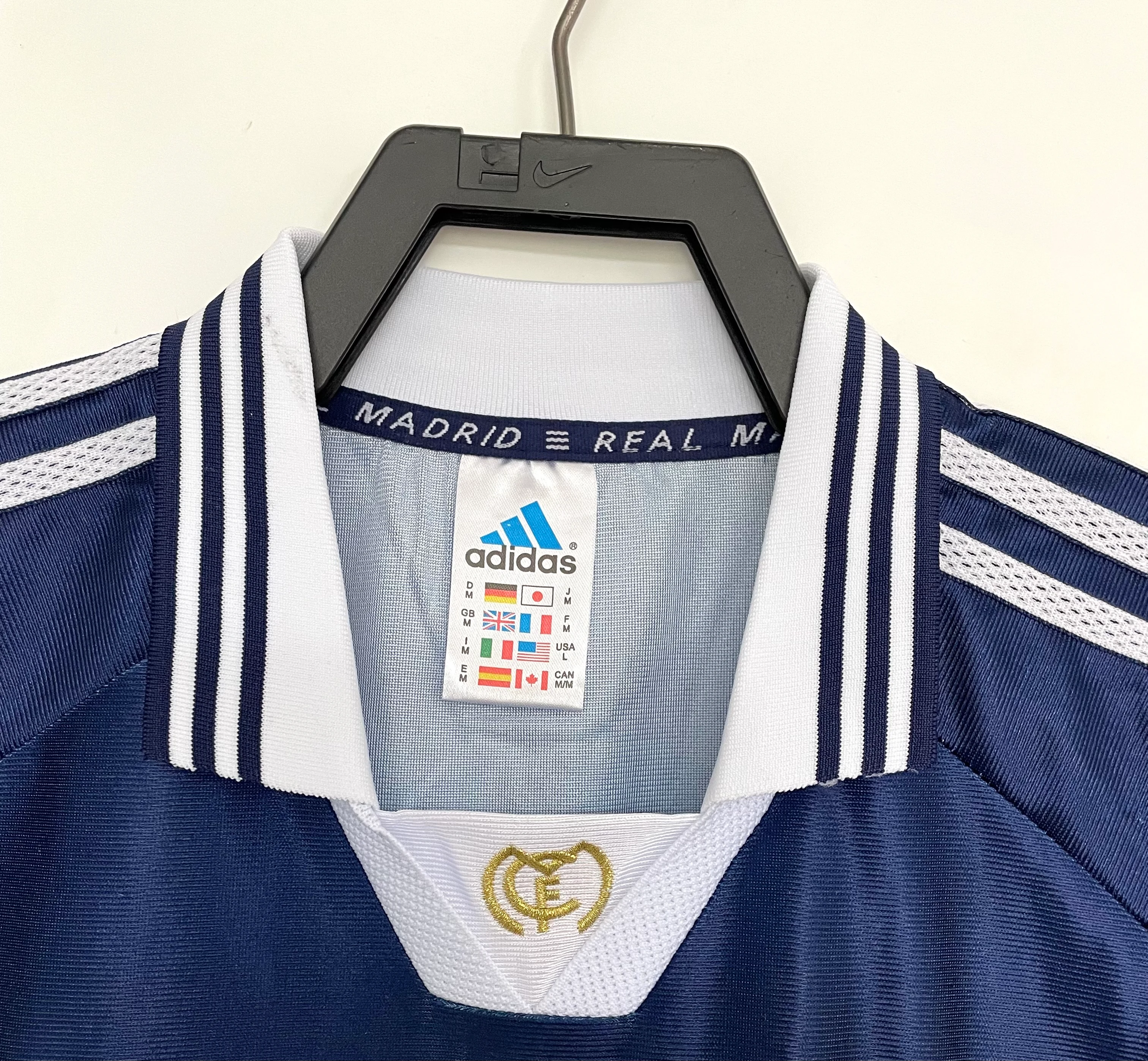 1998-99 Real Madrid Away Retro Jersey view 7