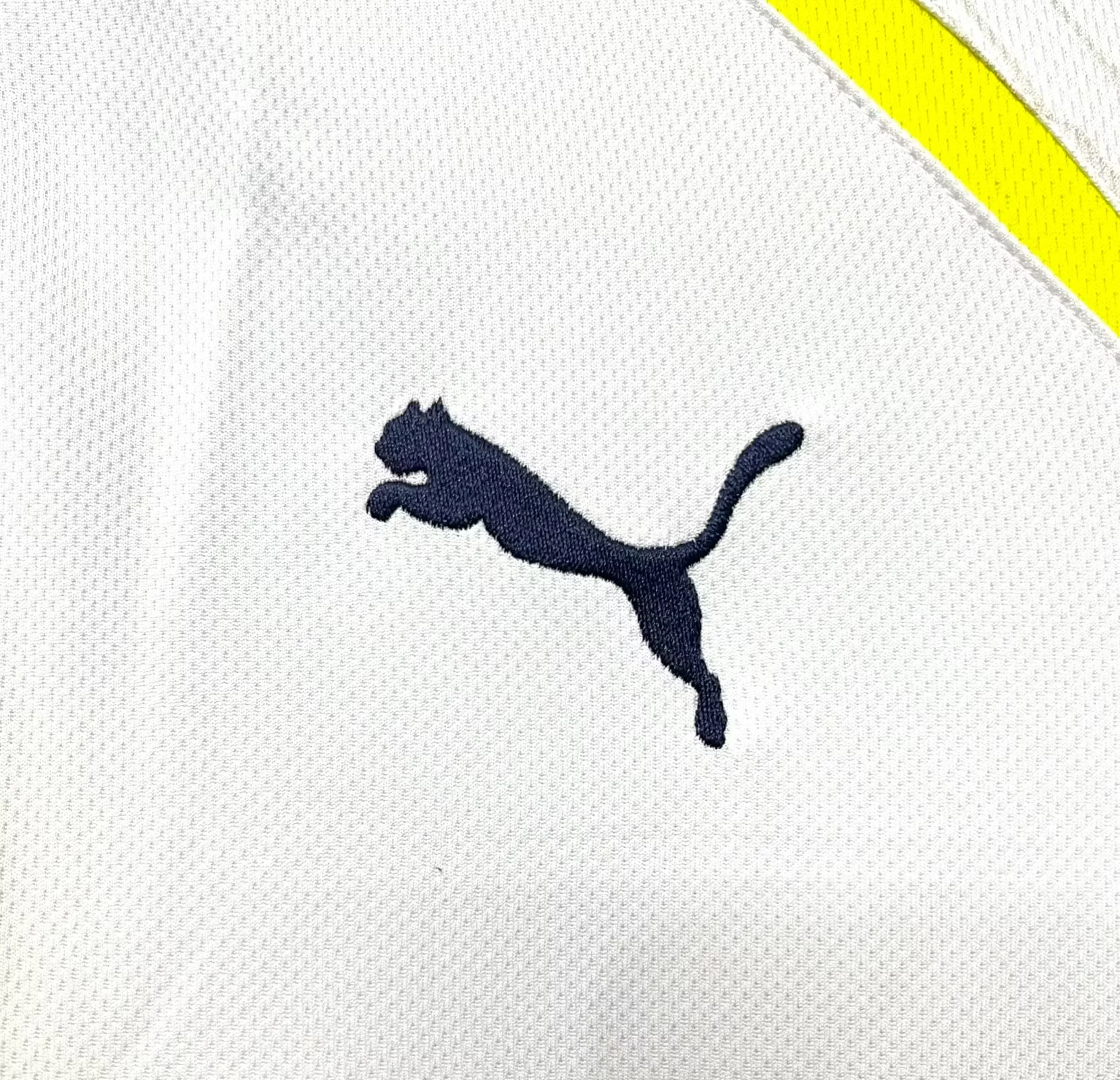 2009-10 Tottenham Hotspur Home Retro Kit view 9