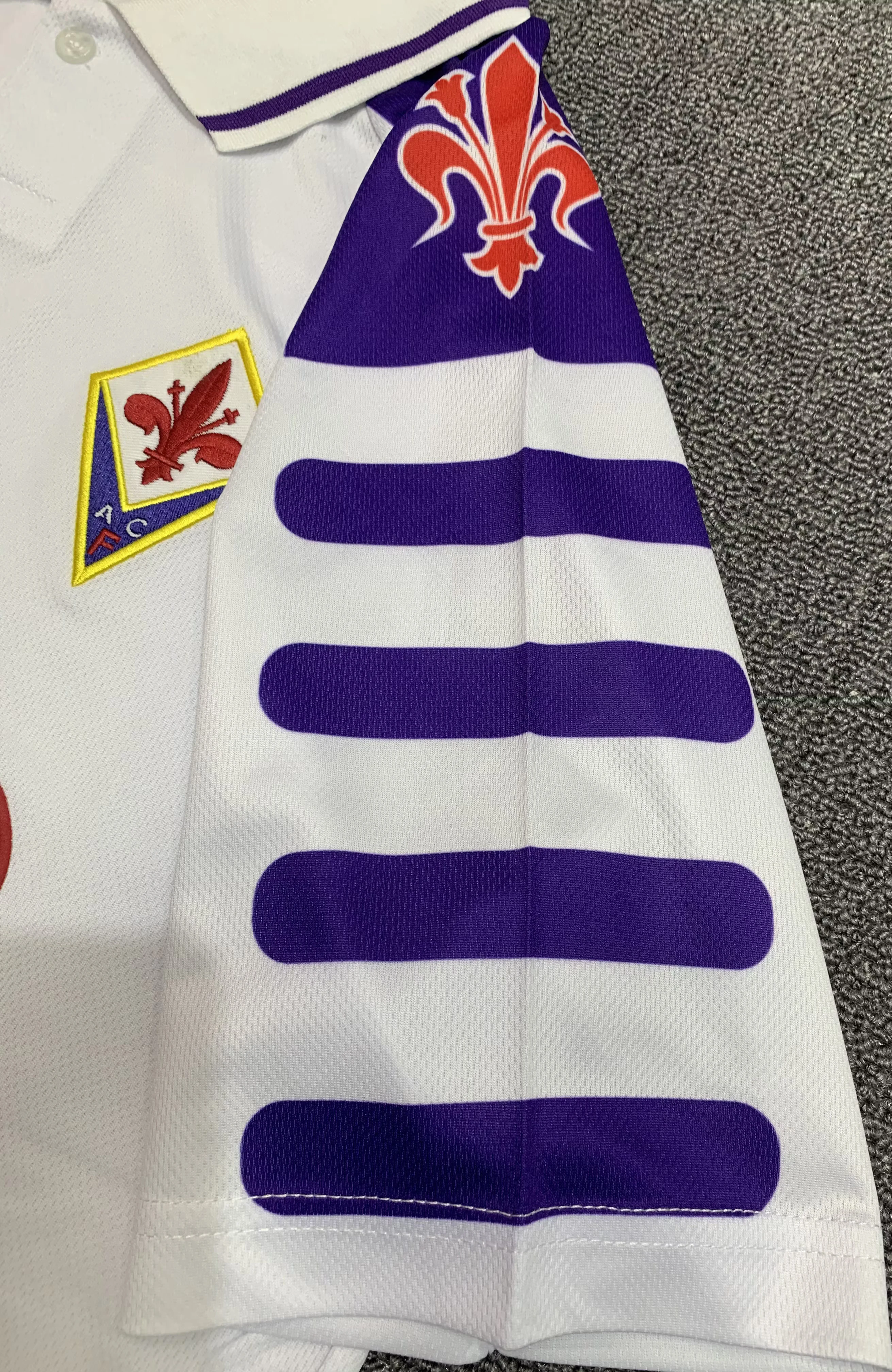 1998-99 Fiorentina away white retro jersey view 4