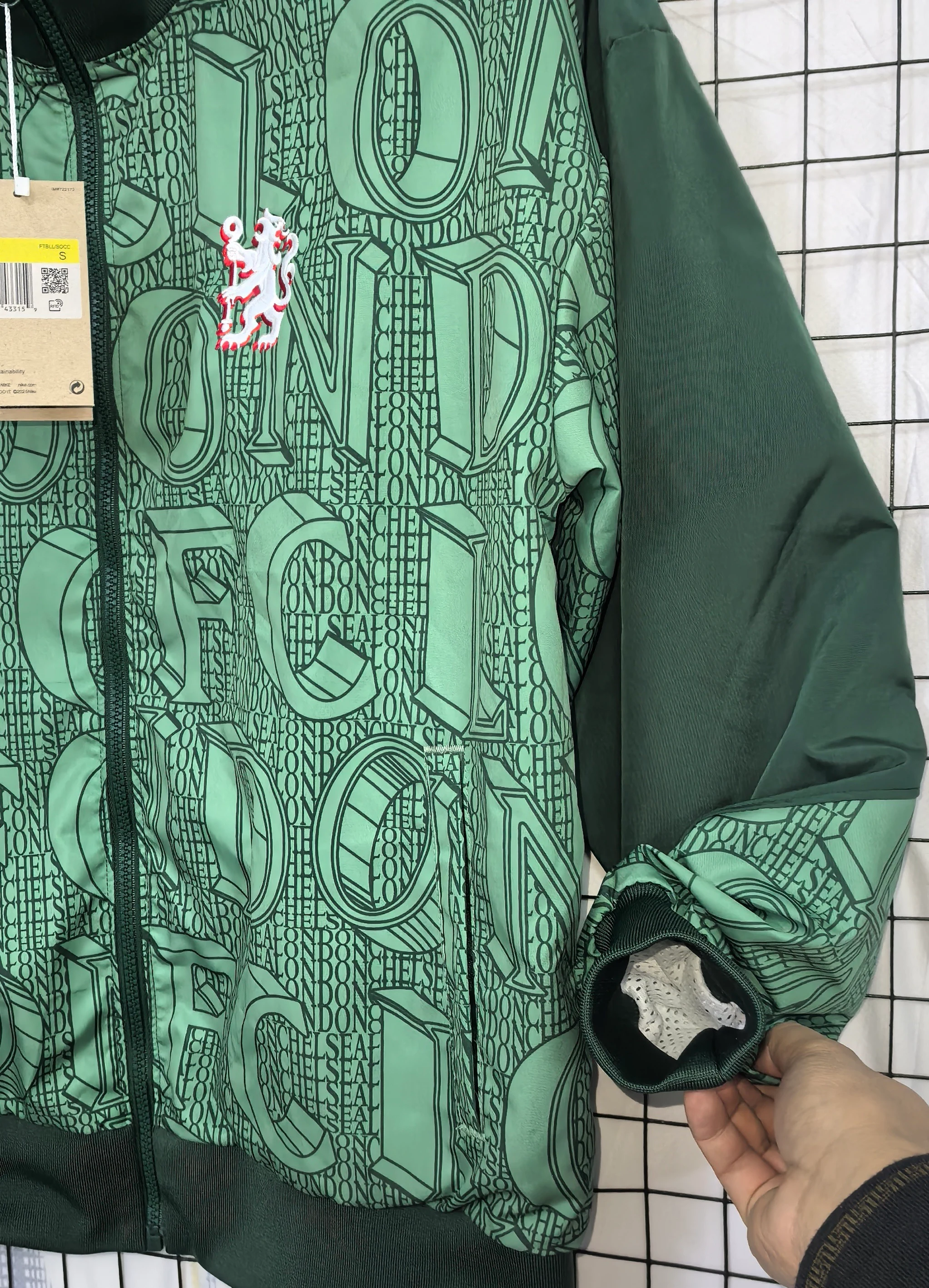 2025-26 Chelsea Green Waterproof Training Windbreaker view 4