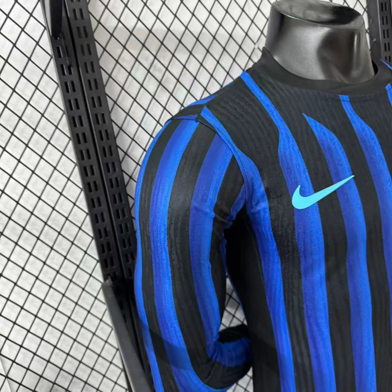 2025-26 Inter Milan Home Long-Sleeve Jersey - Player Version view 8