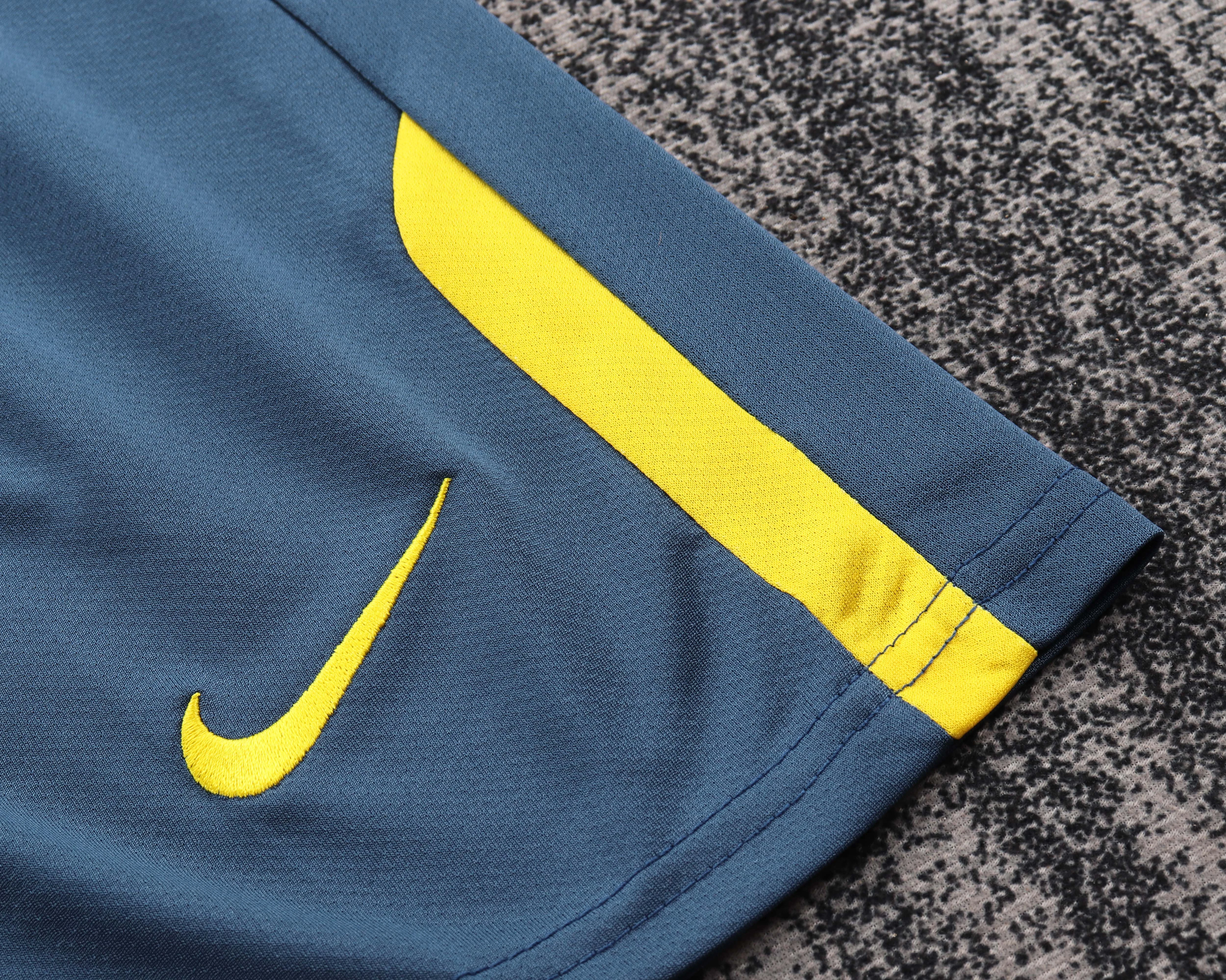 2008-09 Barcelona Away Retro Shirt - Kids Sizes view 4
