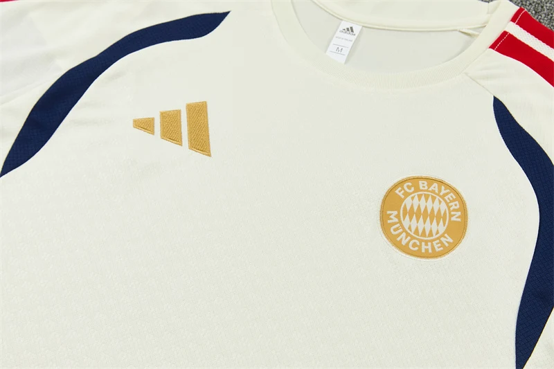 2026-27 Bayern Munich Beige Short-Sleeve Training Jersey view 11