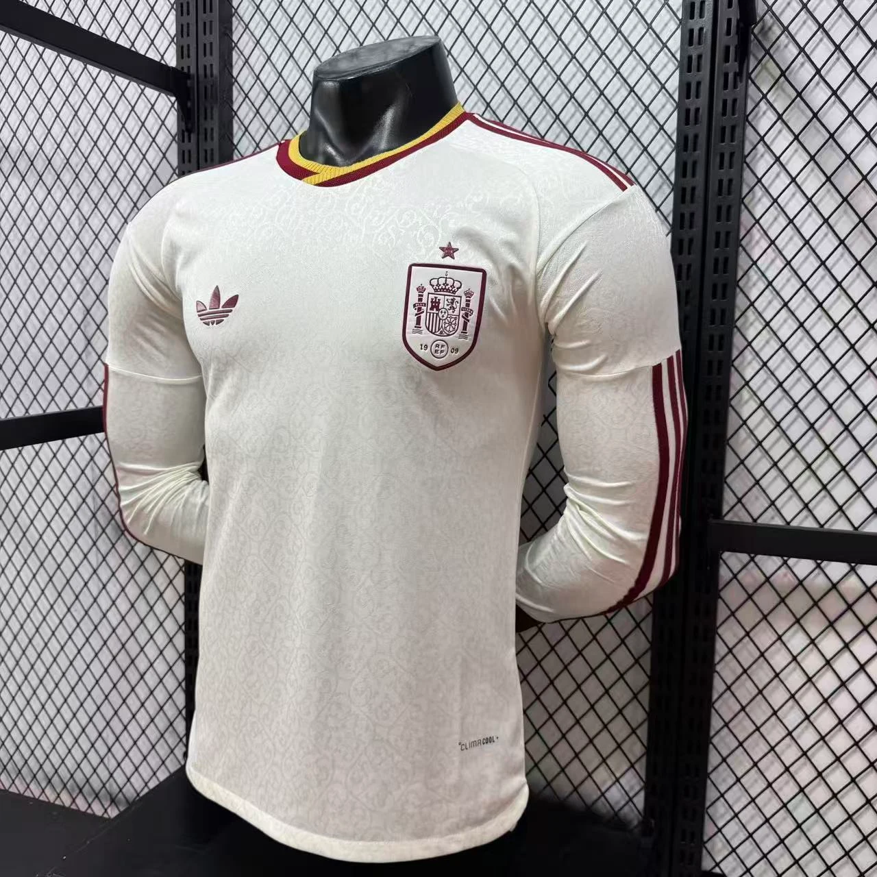 2026-27 Spain Away Long-Sleeve Jersey - Player Version view 11