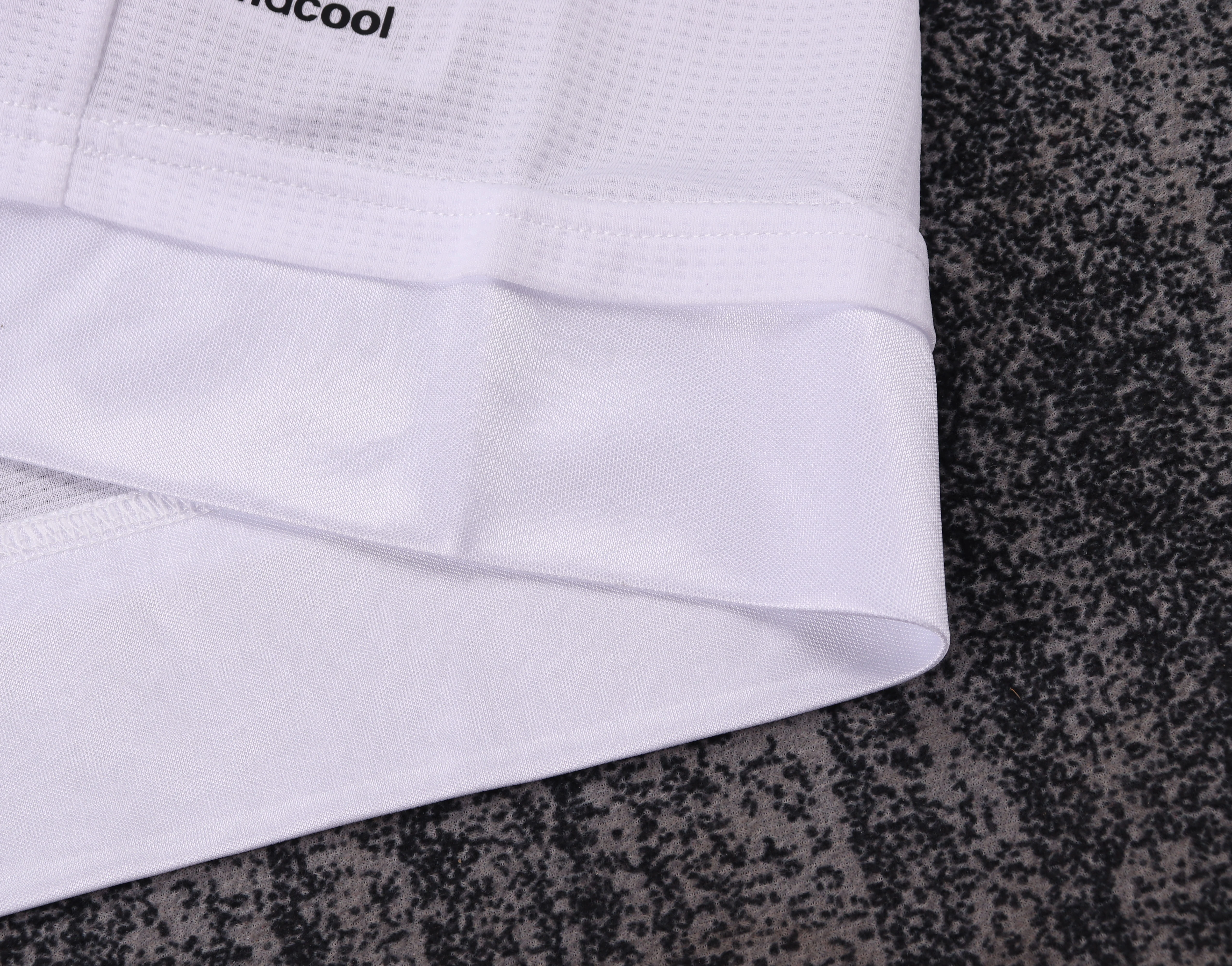 2015-16 Real Madrid Home Retro Shirt - Kids Sizes view 4