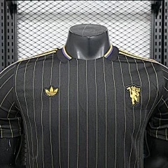 2025-26 Manchester United Casual Shirt - Player Edition view 8