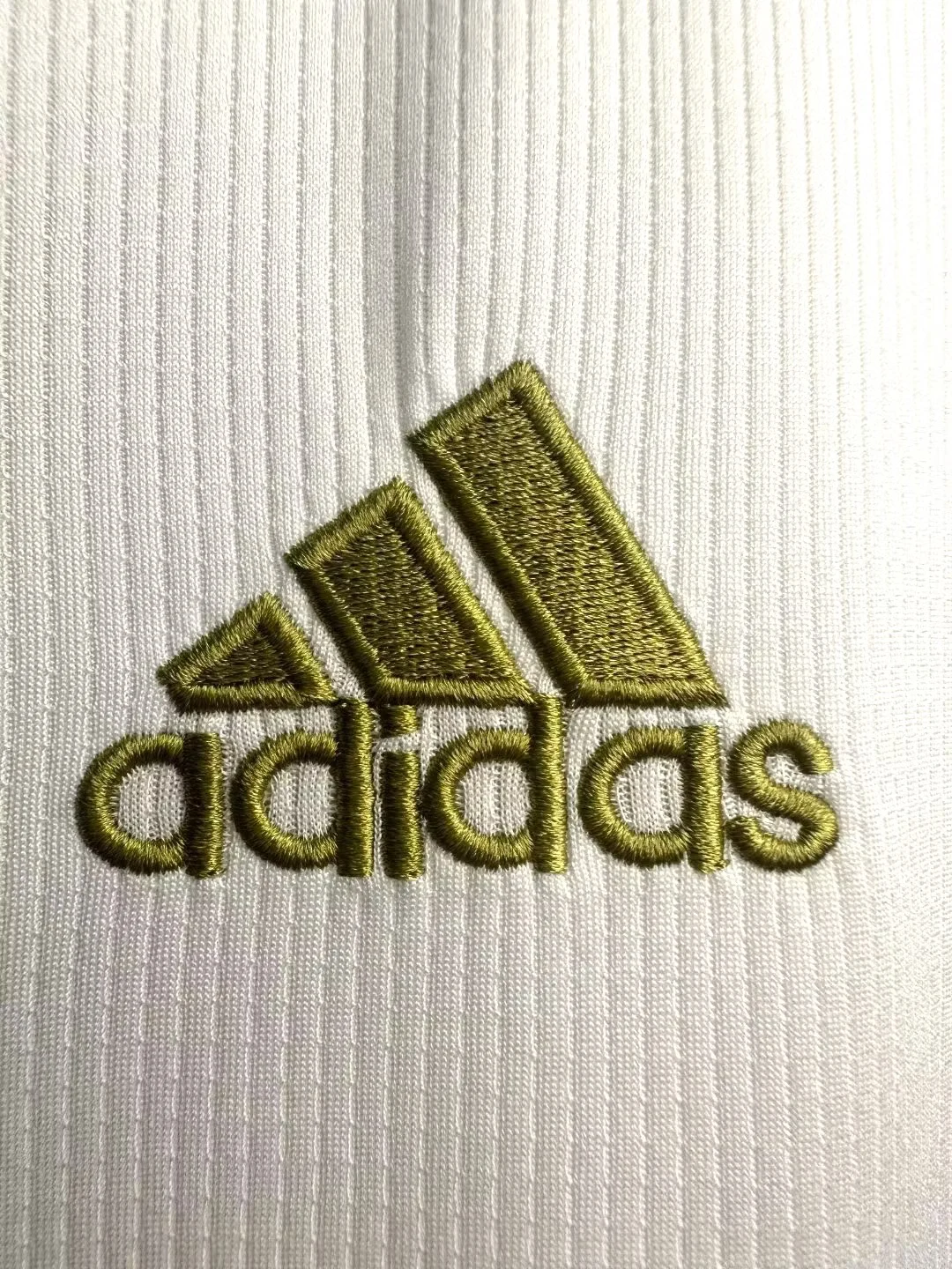 2019-20 Real Madrid Home Retro Jersey view 8