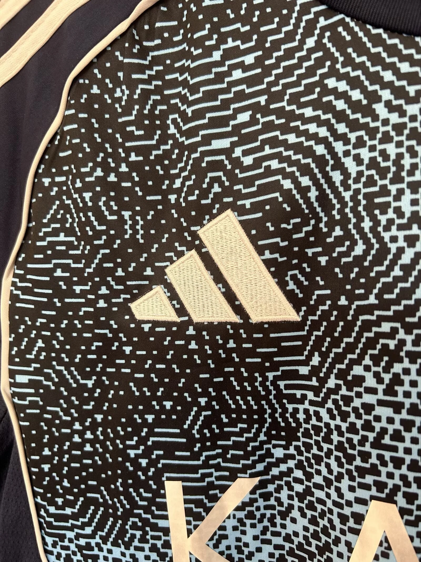 2025-26 Al-Riyadh Victory Away Jersey view 4