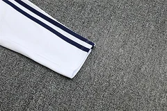 2025-26 Real Madrid White Retro Half-Draw Training Jersey view 11