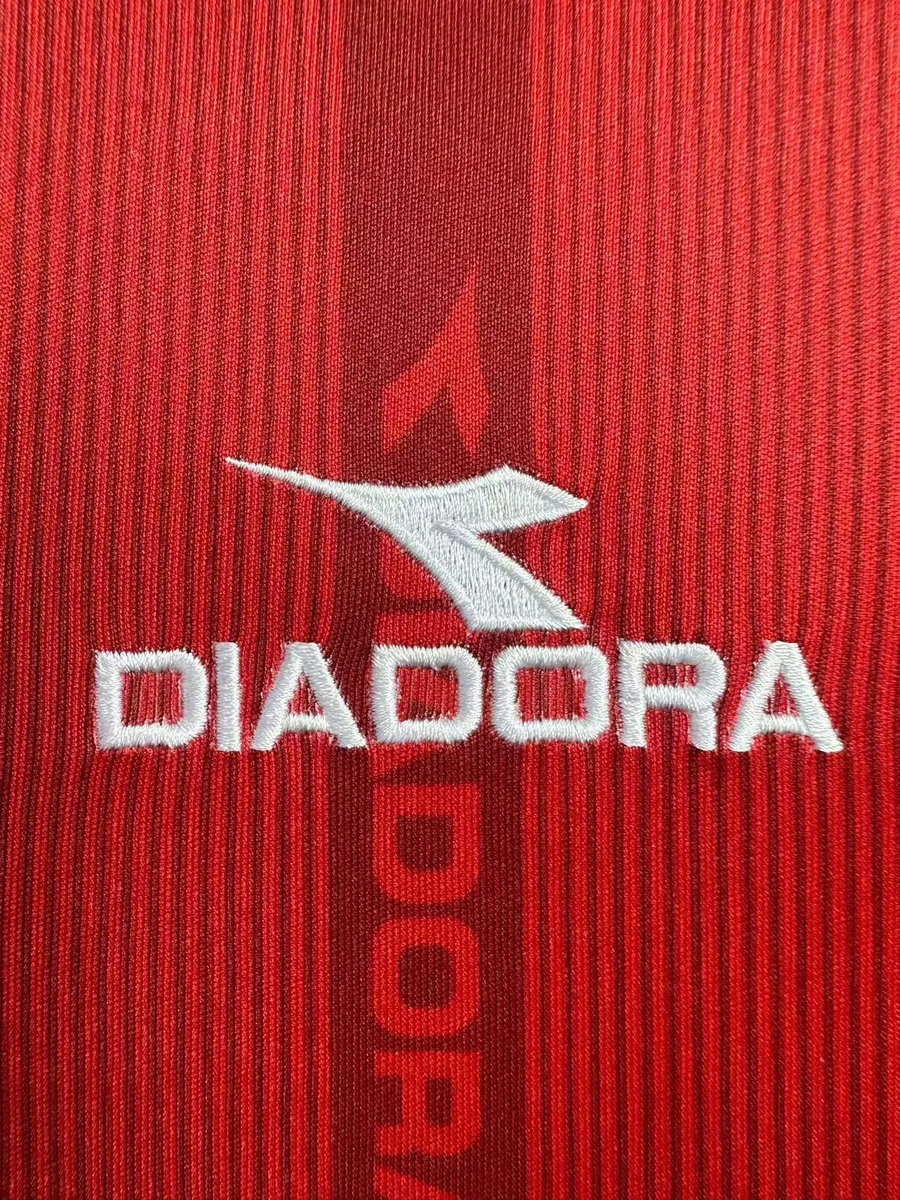 1999-00 Roma Home Retro Jersey view 6