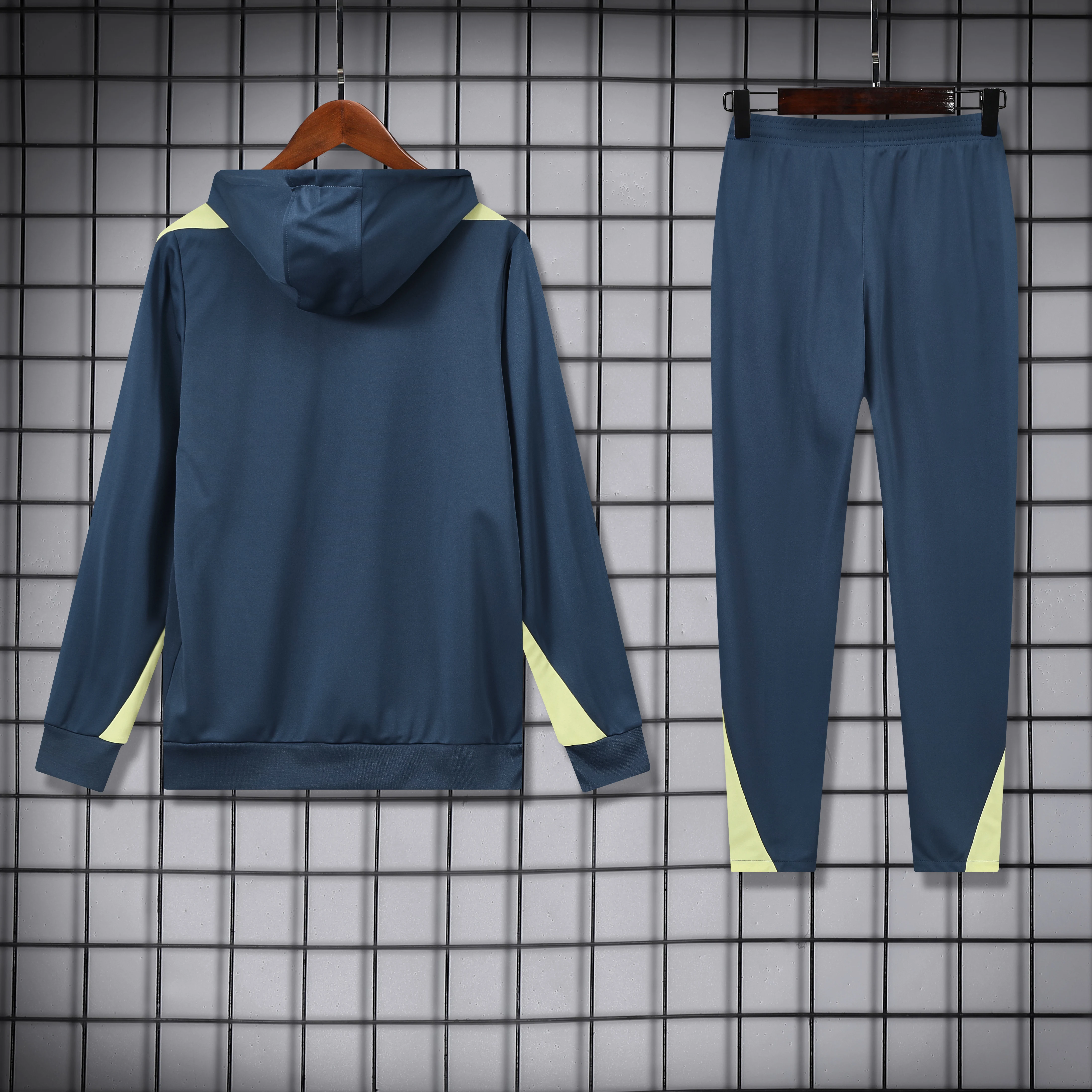 2025-26 Cougars Hooded Long-Sleeve Training Jersey view 2