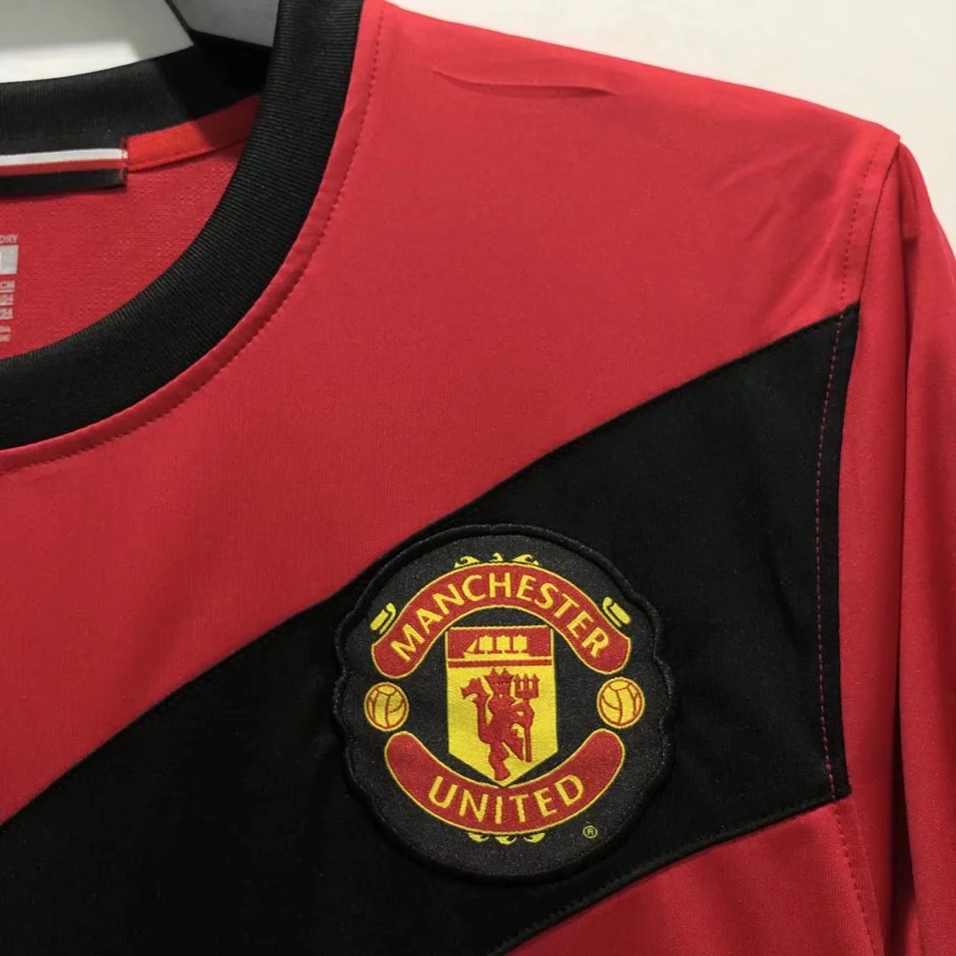 2010 Manchester United Home Long Sleeve Retro Jersey view 8
