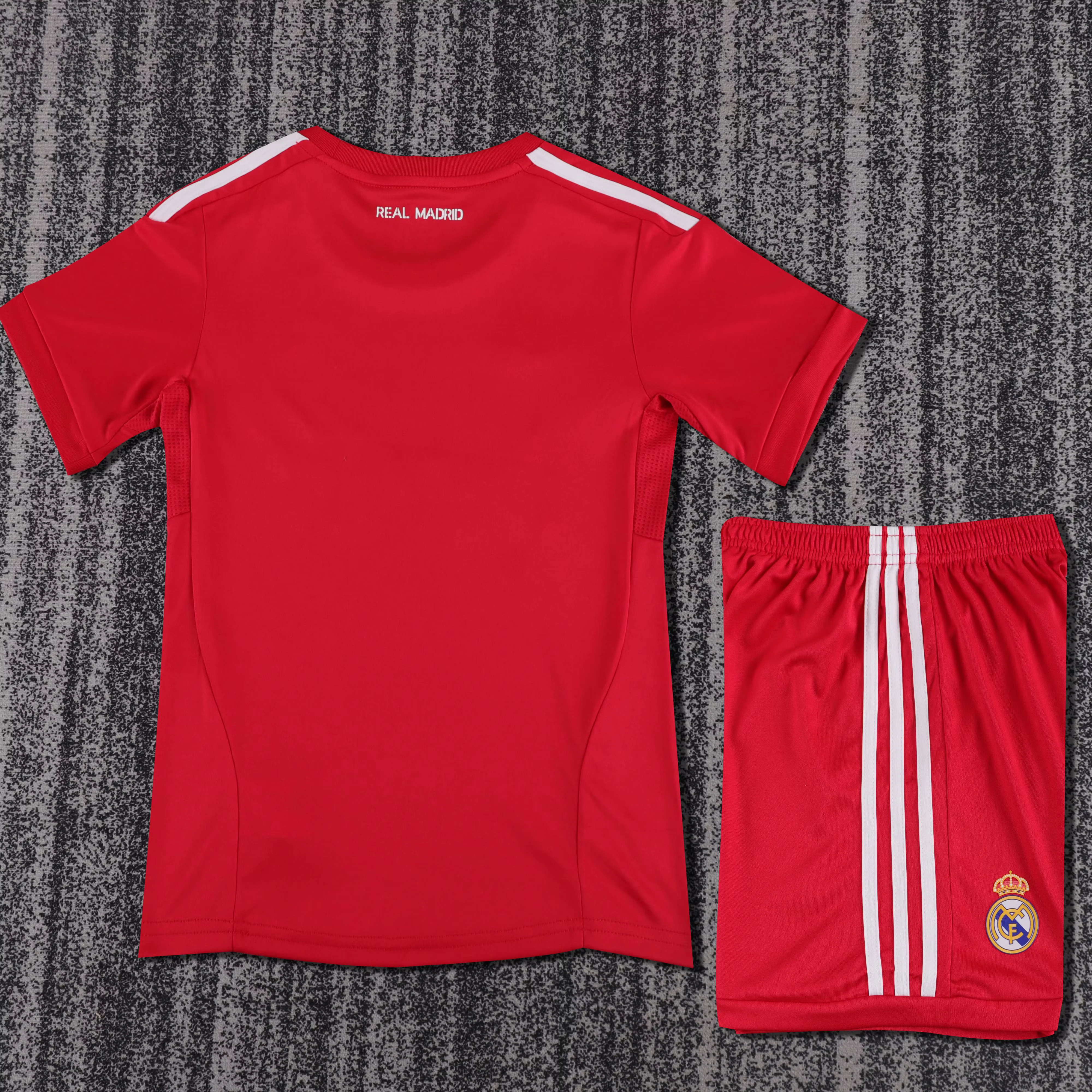 2011-12 Real Madrid Away Shirt - Kids Sizes view 2