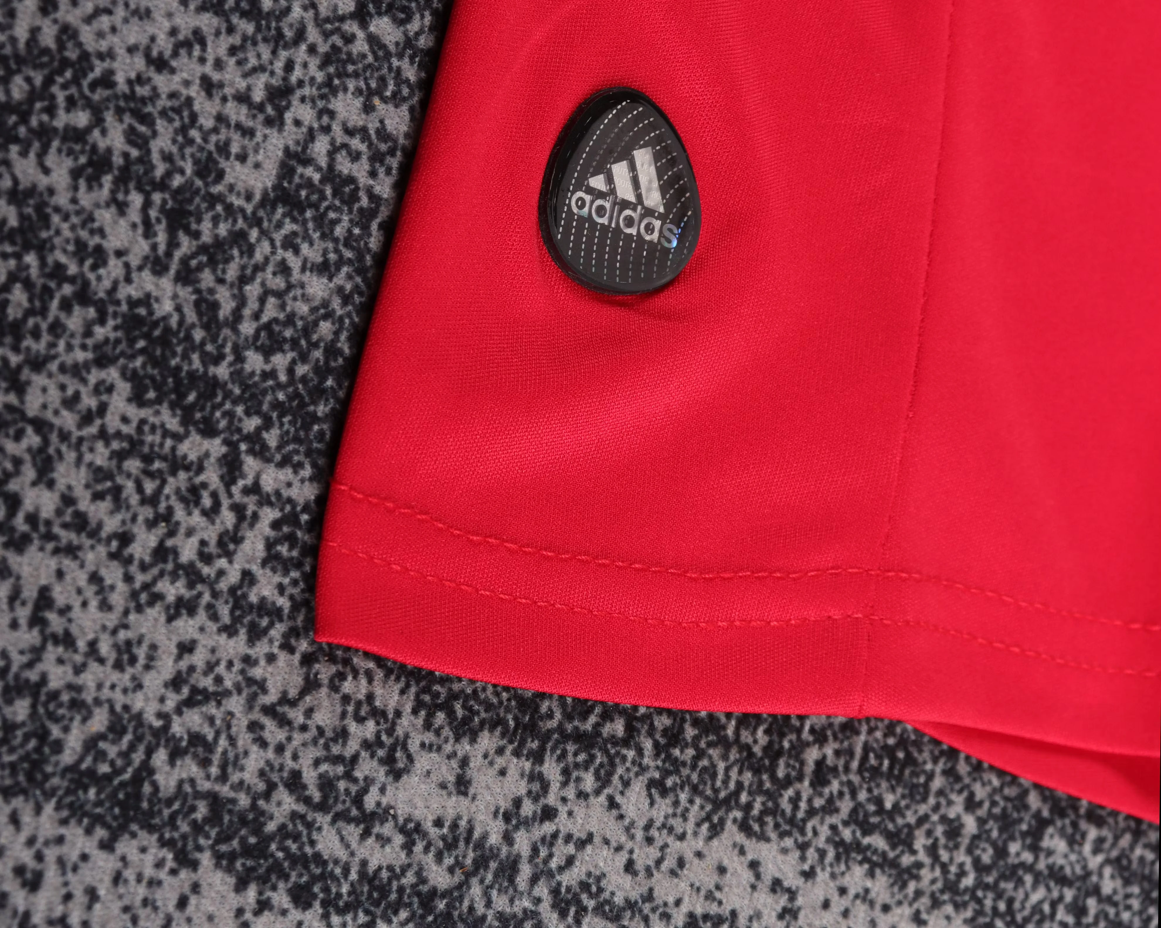 2011-12 Real Madrid Away Shirt - Kids Sizes view 9