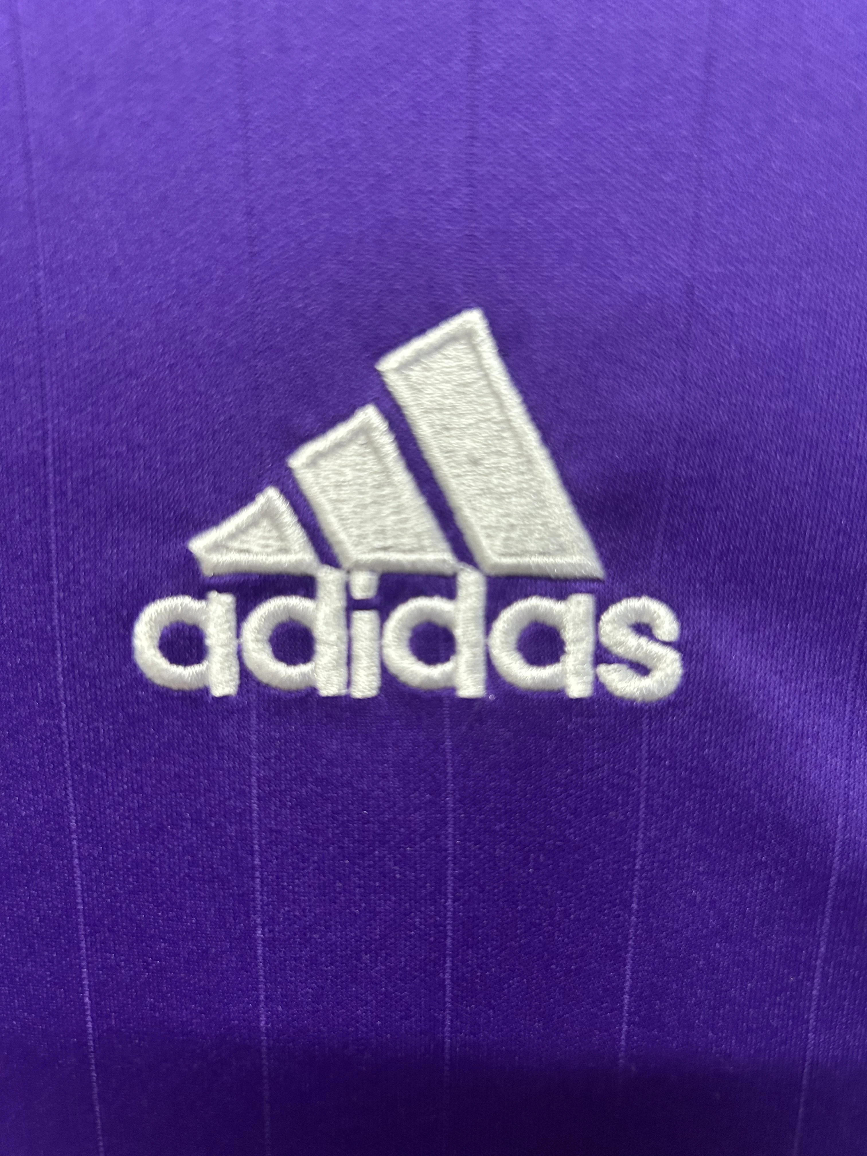 2006-07 Real Madrid Away Retro Jersey view 4