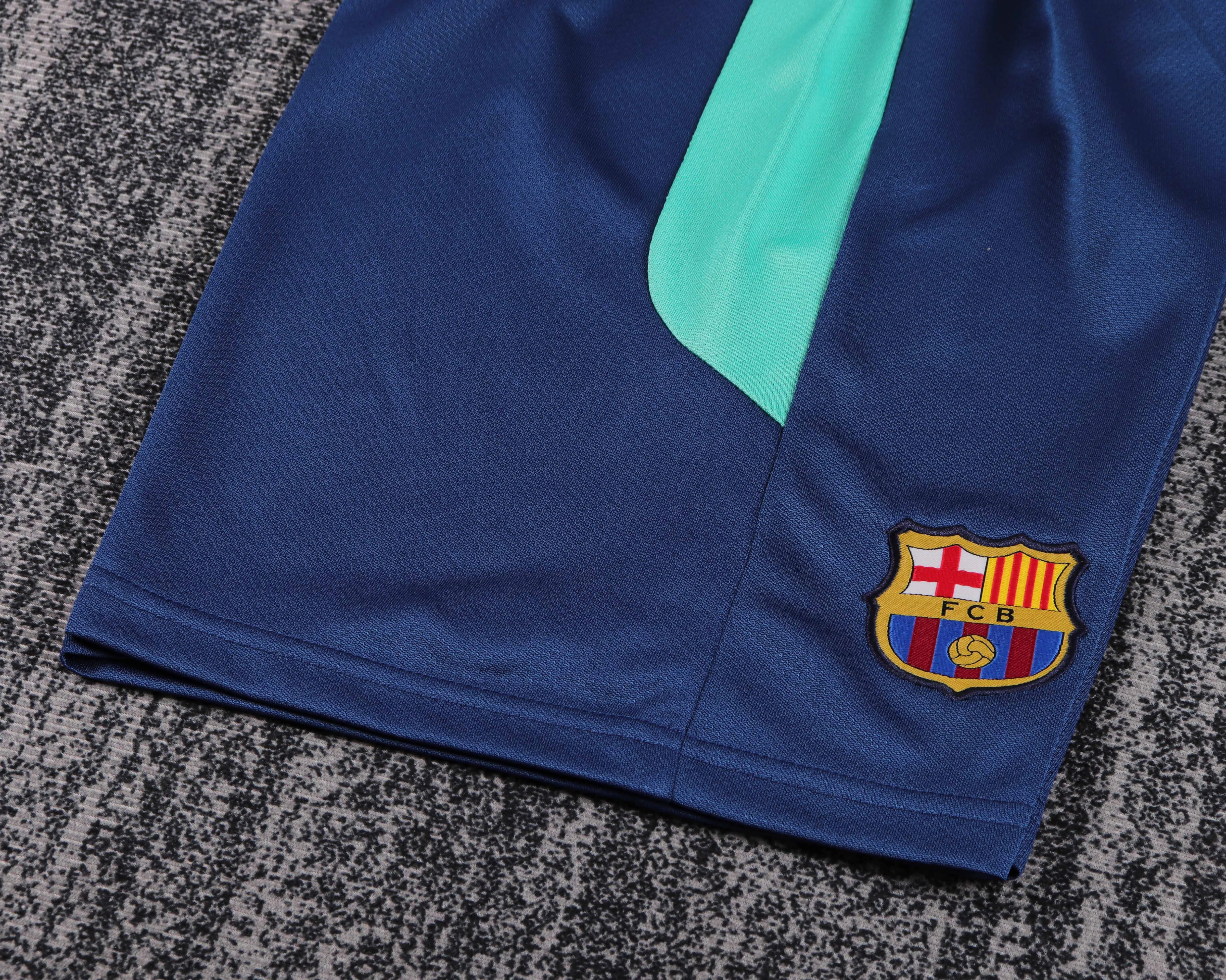 2010-11 Barcelona Away Retro Shirt - Kids Sizes view 11