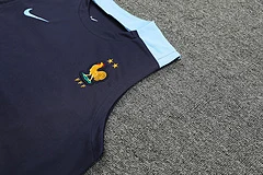 2024-25 France training vest view 7